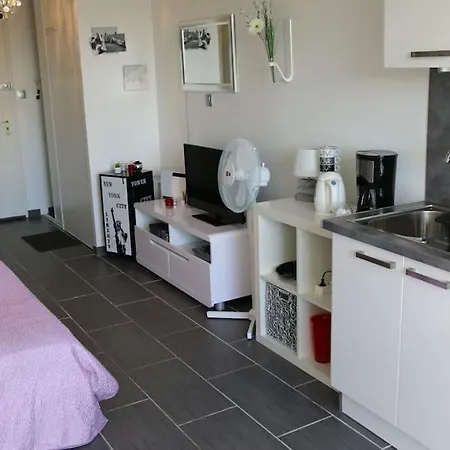 14, Héliopolis J Village Naturiste * Agde
