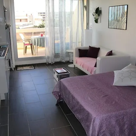 Appartement 14, Héliopolis J Village Naturiste *